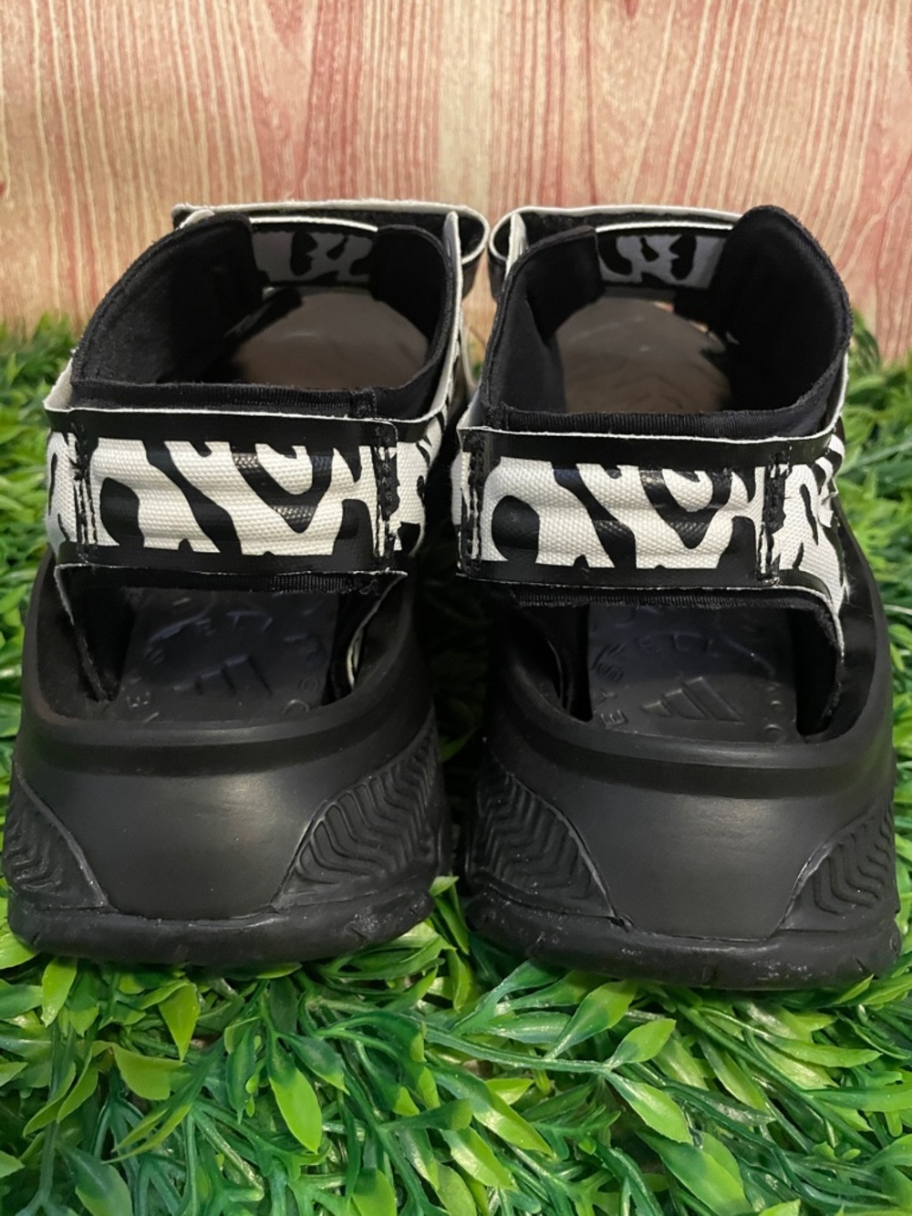 adidas by Stella McCartney Women’s Hika Outdoor Sandals - Picture 7 of 11